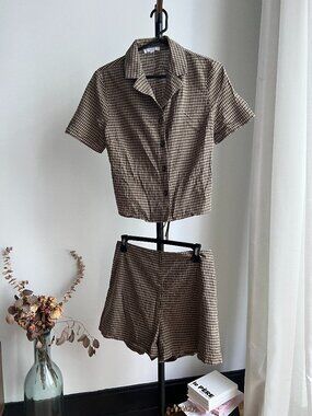Gingham 2 Piece shorts & Top in size small